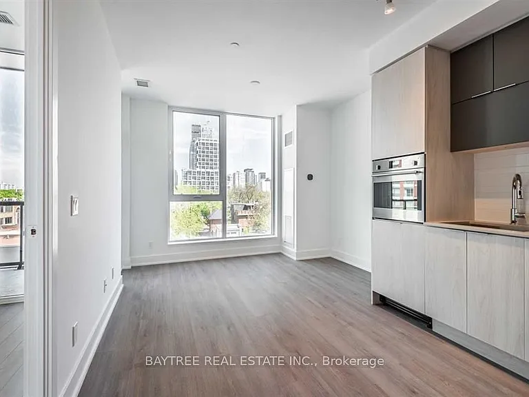 1 Belsize Dr #522 — Photo 1