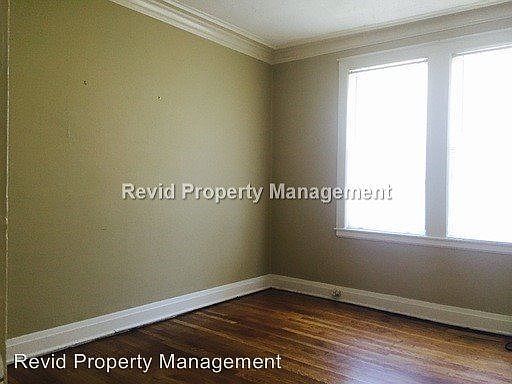 2nd image of 1361 Vance Ave APT 3