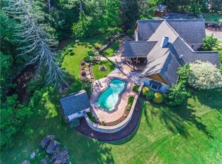 3743 Millers Run Rd, Mc Donald, PA 15057