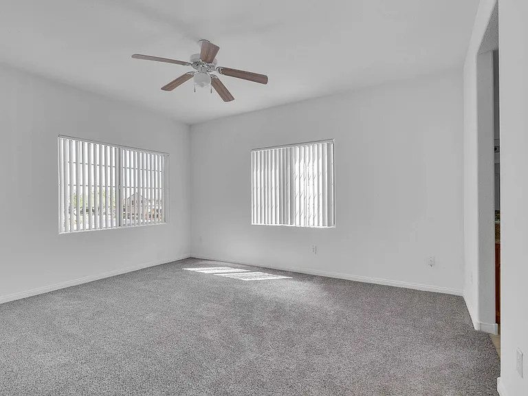 9925 W Russell Rd — Photo 50