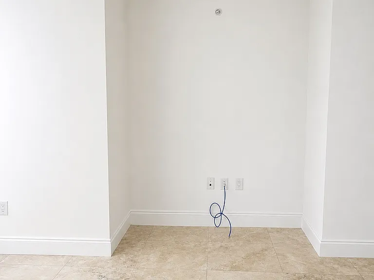1800 N Bayshore Dr #1502 — Photo 23