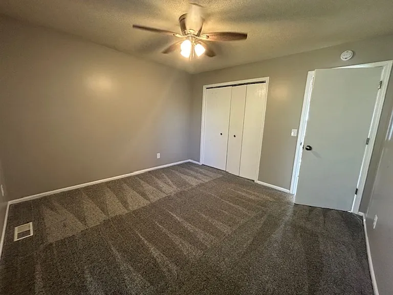 219 N Garrison Ave — Photo 9