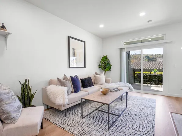 8145 Mountain View Dr APT A, Pleasanton, CA 94588