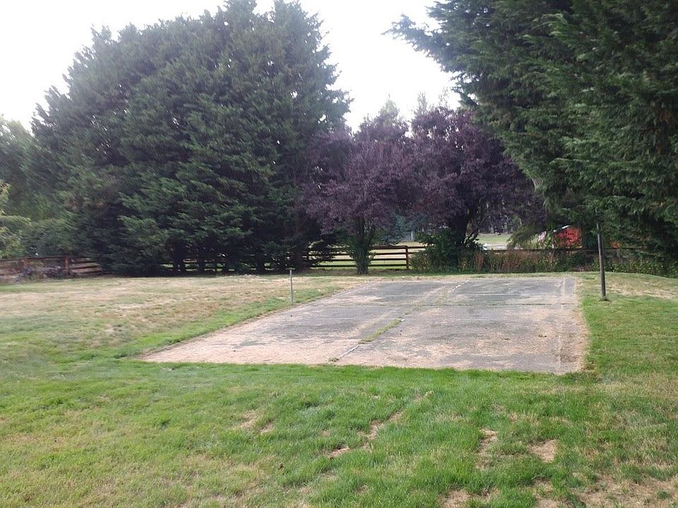 2nd image of 4321 196th St SE