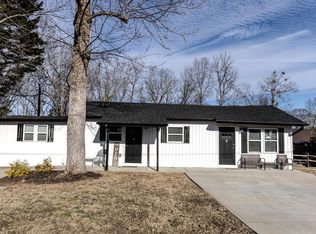 101 Burch Dr, Greer, SC 29651