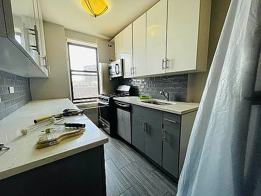 1st image of 3900 Kings Hwy #30C