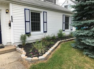 696 High St, Bedford, OH 44146