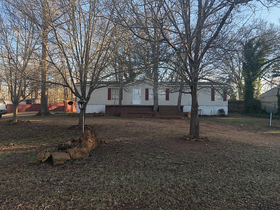 1st image of 8850 Jennifer Dr