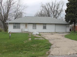 201 Peach St, Washington, IL 61571