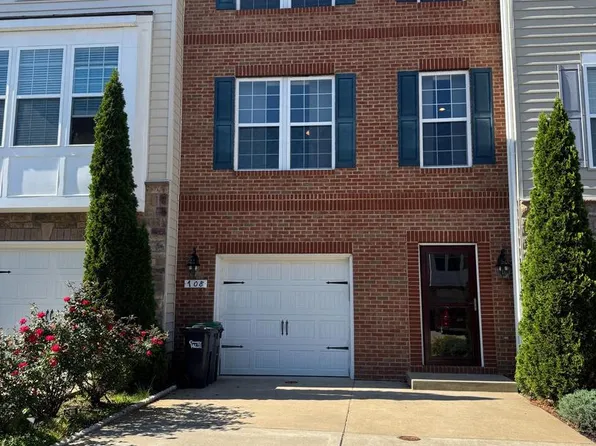 708 Bunker Ln, Fredericksburg, VA 22407