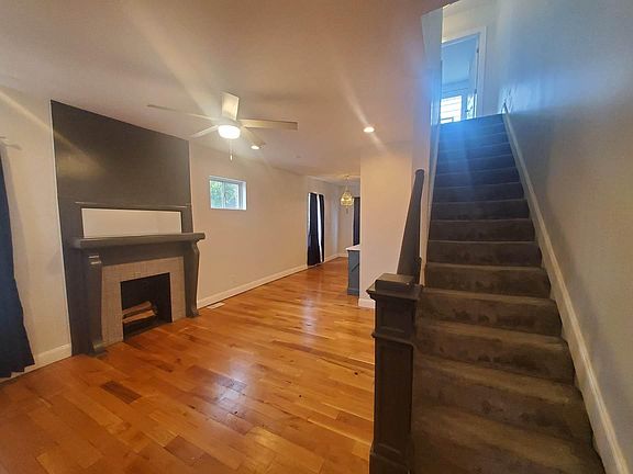 3rd image of 936 Studer Ave