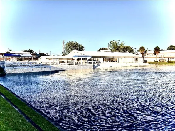 900 SW 11th Ave APT 17C, Hallandale, FL 33009