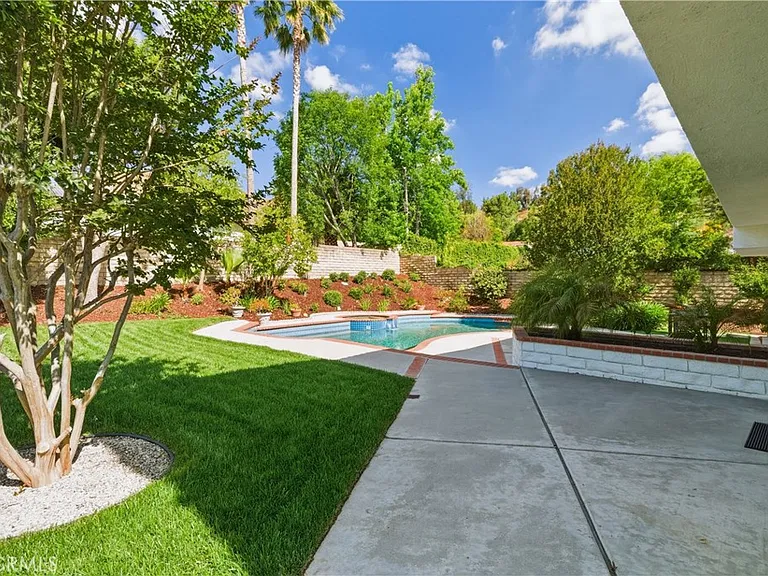 5347 Cangas Dr — Photo 42