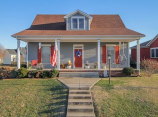 709 Rainswood Ct, Clarksville, TN 37043