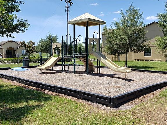 2nd image of 1003 La Mirada Ct #179