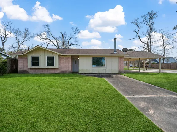 400 Dora St, Cleveland, TX 77328