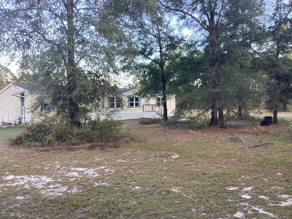 2nd image of 1025 Lakeview Point Rd