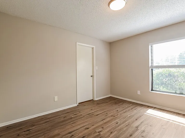 1014 Dishman Loop — Photo 13
