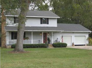 1085 Earlene Dr, Breaux Bridge, LA 70517