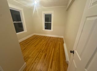 22 Ferdinand St #2, Worcester, MA 01603