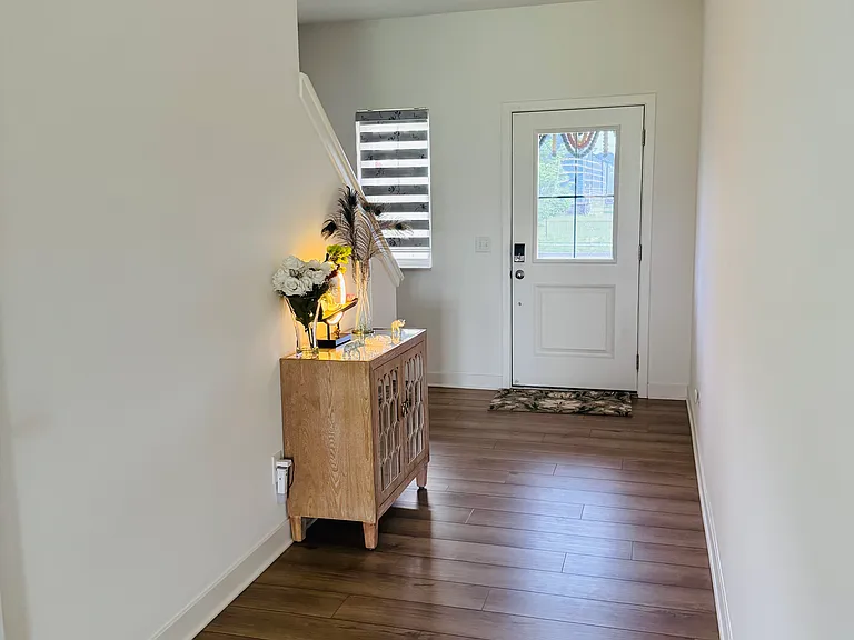 1264 Patens Dr — Photo 8