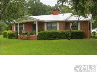 430 S 2nd St, Wewahitchka, FL 32465