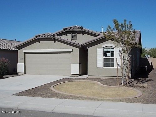 1st image of 946 E Daniella Dr