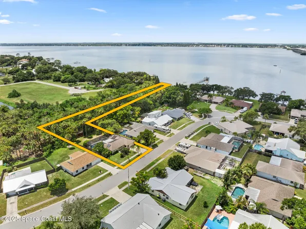 735 Venetian Way, Merritt Island, FL 32953