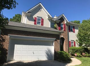 9400 Mitchell Glen Dr, Charlotte, NC 28277