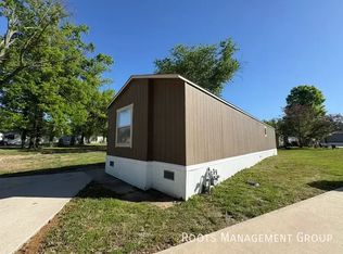 200 Paradise Acres Rd #48, Carterville, IL 62918