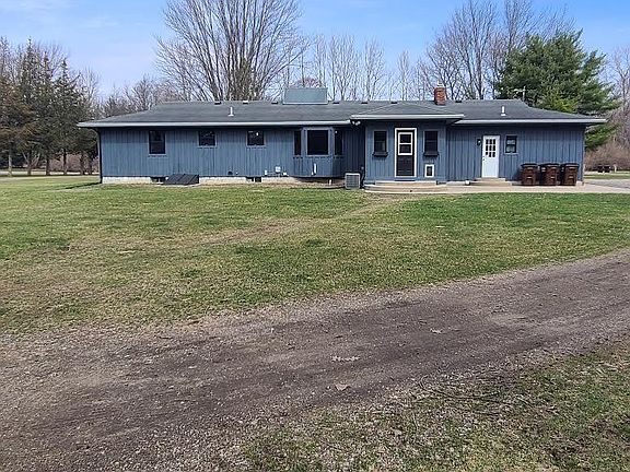 3rd image of 15131 Cortz Rd