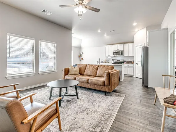 2912 Heather Haven, Moore, OK 73160