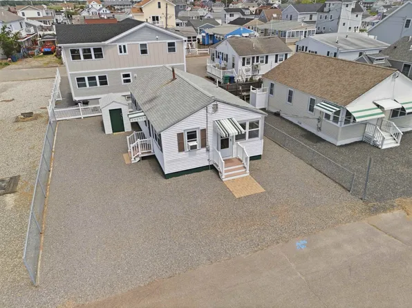 20 Jo-Ann Lane, Hampton, NH 03842