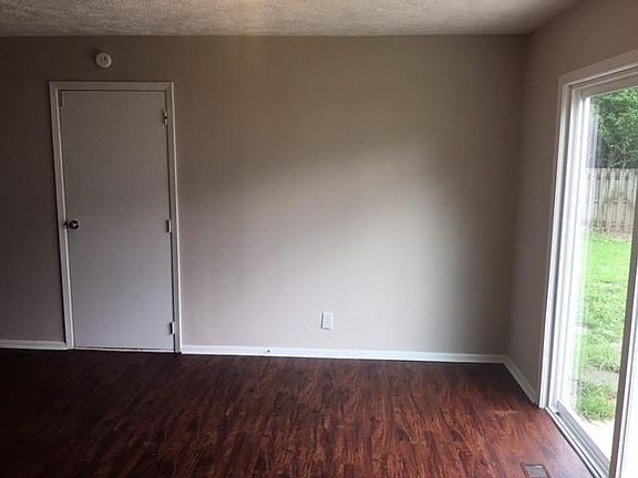 4th image of 3647 N Breen Dr