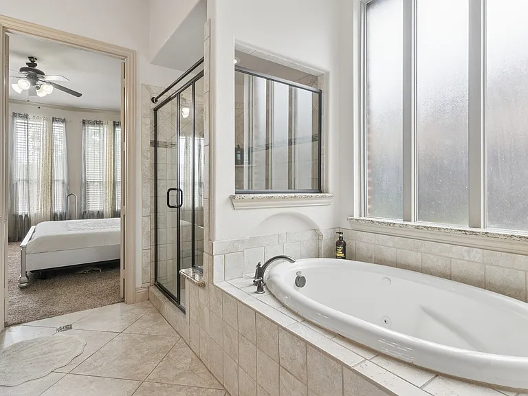 8212 Oakwood Dr — Photo 19