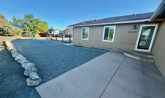 11835 Tupelo St — Photo 2