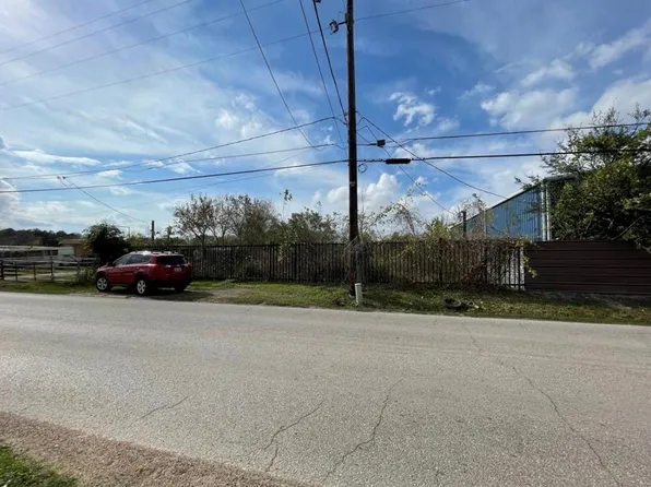 12717 Ann Louise Rd, Houston, TX 77086