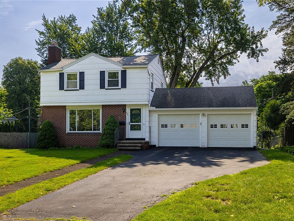 1st image of 240 Yarmouth Rd