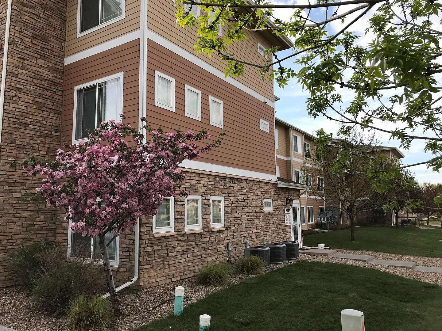 2803 Kansas Dr — Photo 1