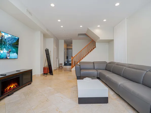 2221 East 69th Street image 4 of 15