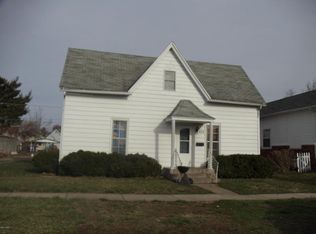 404 N 14th St, Herrin, IL 62948