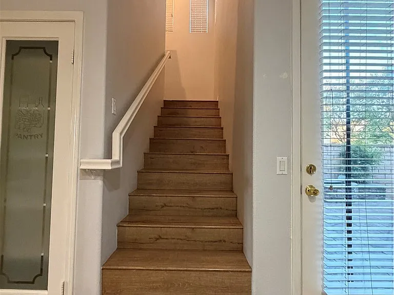 167 W Arbor Ct — Photo 9