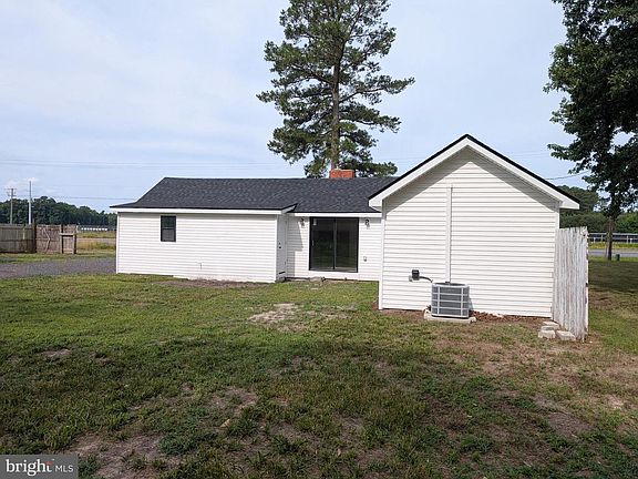 5th image of 10159 Sharptown Rd