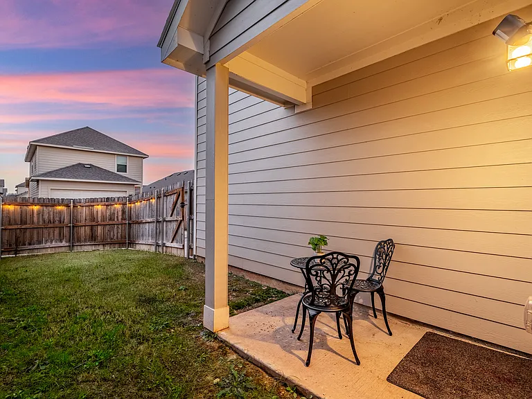 5541 Topwater Trl — Photo 63