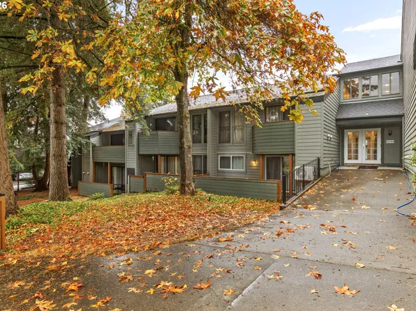 8651 SW Brightfield Cir, Tigard, OR 97223