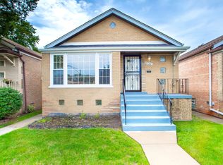 7760 S Troy St, Chicago, IL 60652