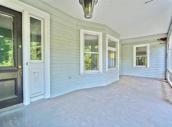 5th image of 1601 N Washington Ave