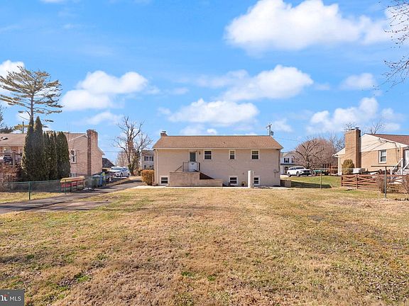 3rd image of 3805 Longley Rd