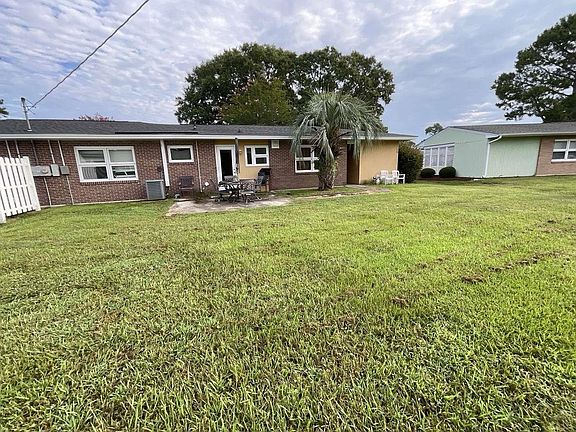 5th image of 3693 Cypress Circle #Left