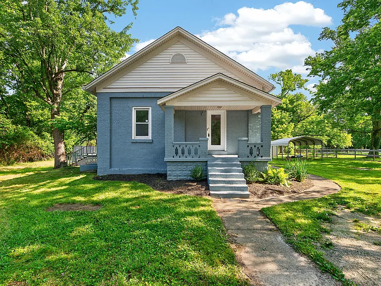 904 Locust Corner Rd — Photo 32
